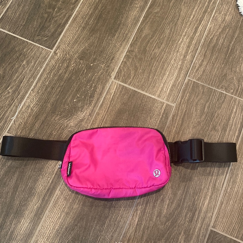 Lululemon everywhere bag- extended size